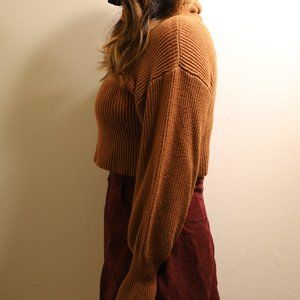 NastyGal-Orange crop top sweater (M/L)